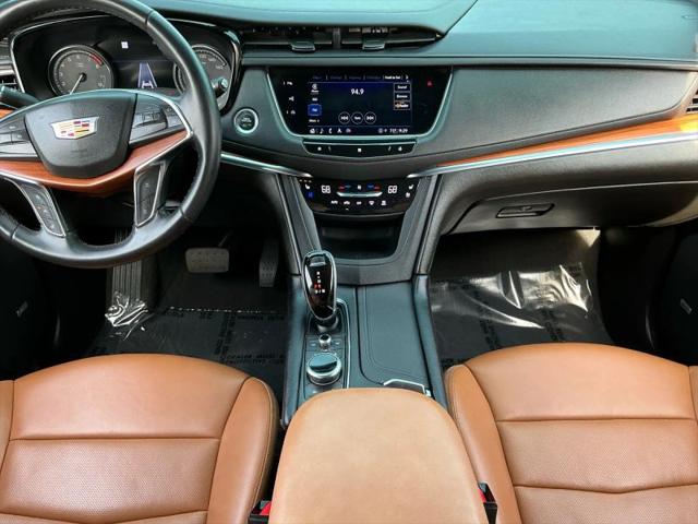2021 Cadillac XT5 FWD Premium Luxury