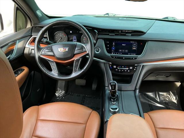 2021 Cadillac XT5 FWD Premium Luxury