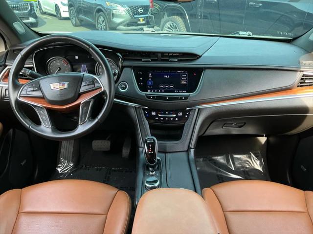 2021 Cadillac XT5 FWD Premium Luxury