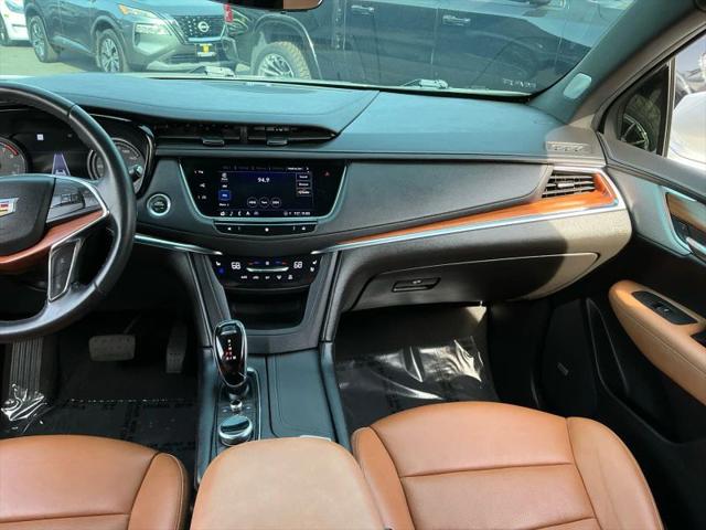 2021 Cadillac XT5 FWD Premium Luxury