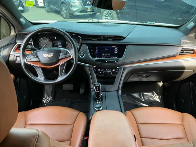2021 Cadillac XT5 FWD Premium Luxury