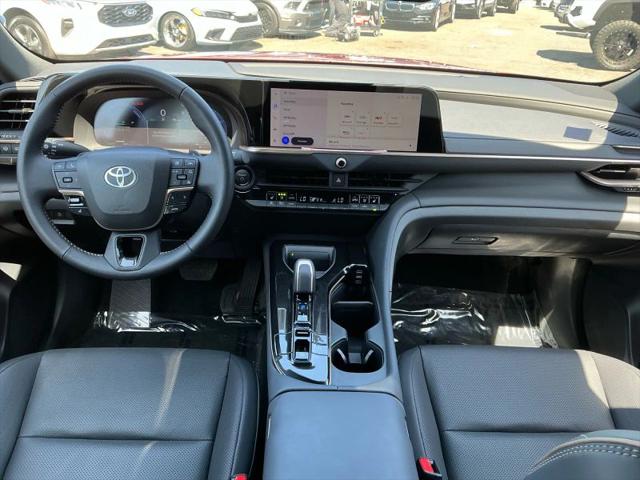 2025 Toyota Crown Signia XLE