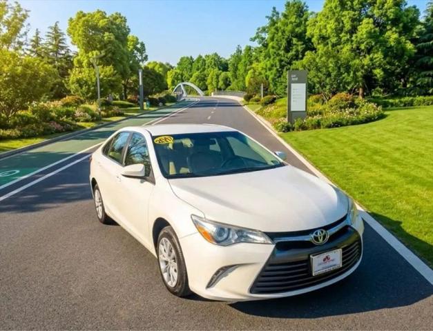 2017 Toyota Camry LE for sale in Gwynn Oak, MD