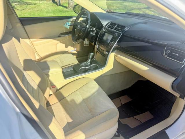 2017 Toyota Camry LE