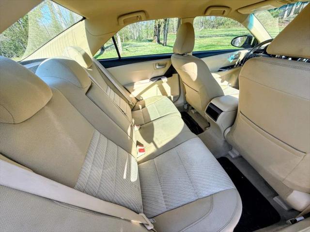2017 Toyota Camry LE