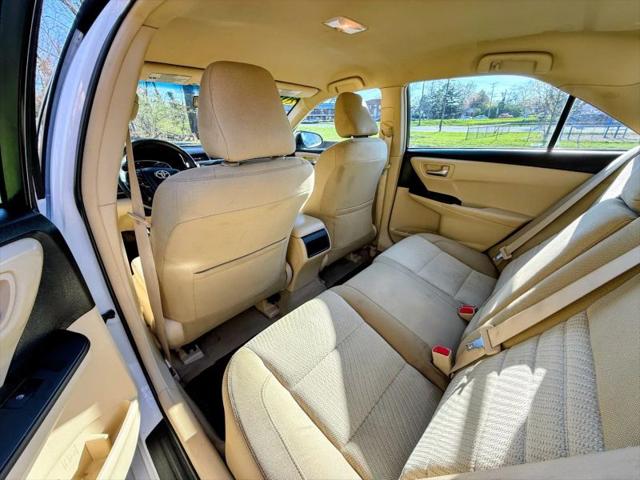 2017 Toyota Camry LE
