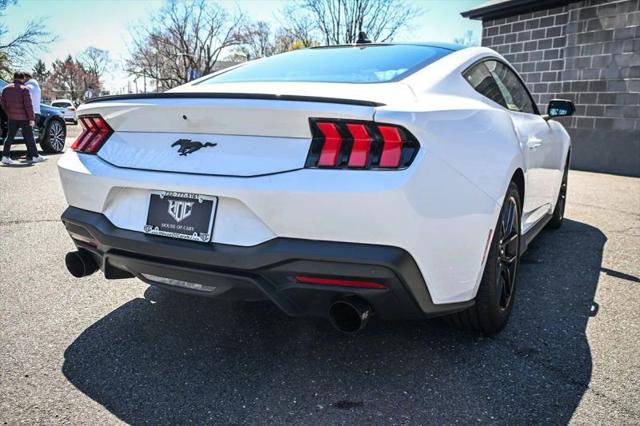2024 Ford Mustang EcoBoost Fastback