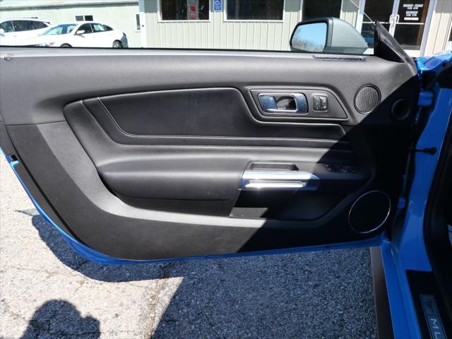 2022 Ford Mustang EcoBoost Premium Fastback