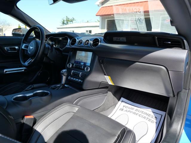 2022 Ford Mustang EcoBoost Premium Fastback
