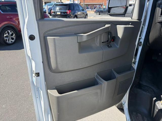 2018 GMC Savana 3500 Work Van