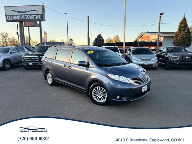 2017 Toyota Sienna XLE 8 Passenger for sale in Englewood, CO