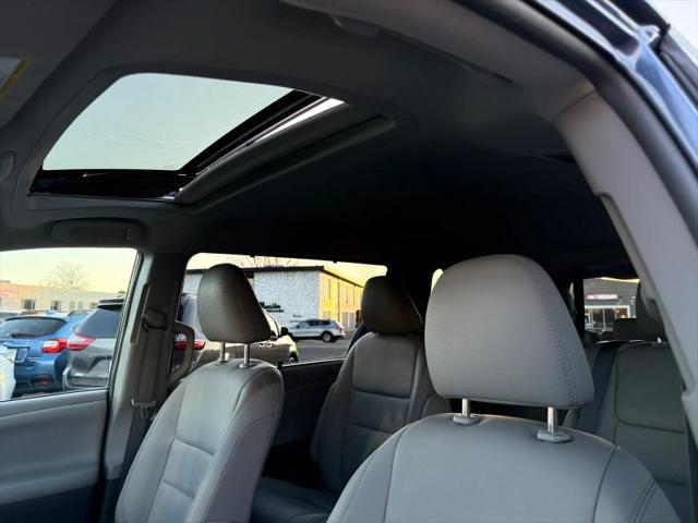 2017 Toyota Sienna XLE 8 Passenger