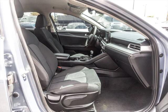 2023 Kia K5 LXS