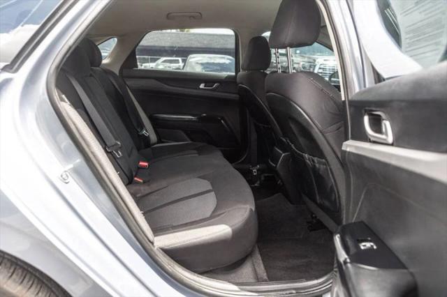 2023 Kia K5 LXS