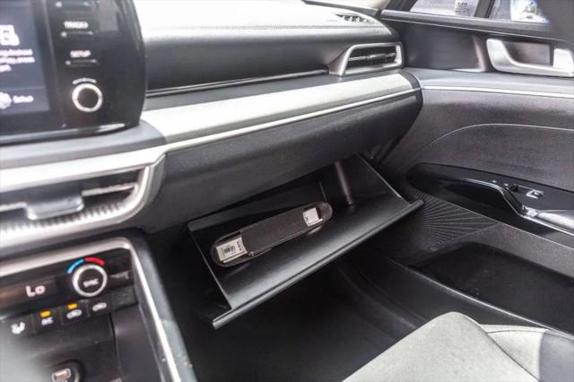 2023 Kia K5 LXS