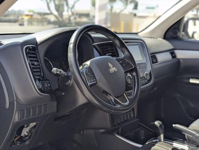 2018 Mitsubishi Outlander SE
