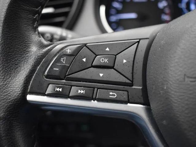 2022 Nissan Rogue Sport SL AWD Xtronic CVT