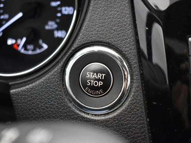 2022 Nissan Rogue Sport SL AWD Xtronic CVT