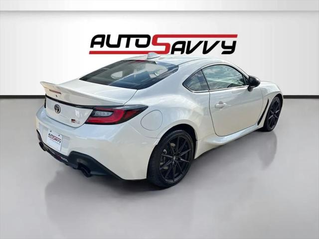 2024 Toyota GR86 Premium