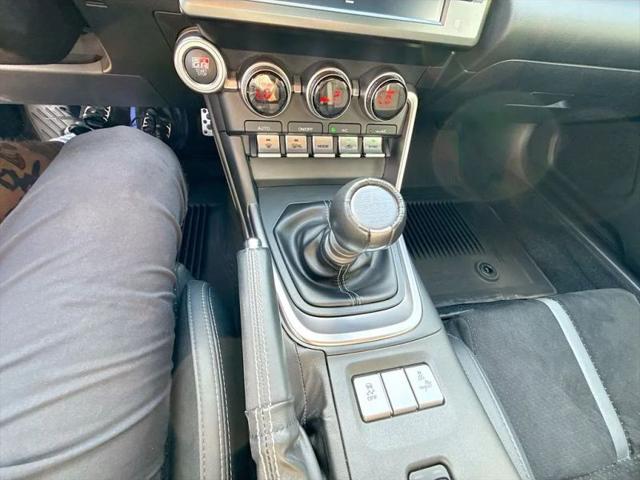 2024 Toyota GR86 Premium