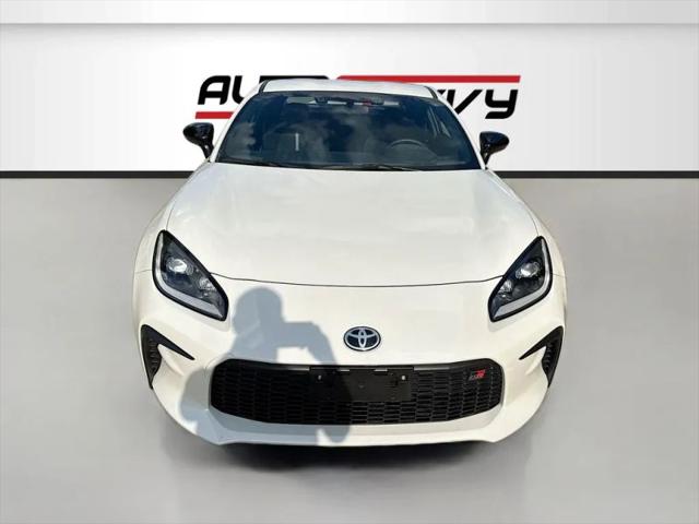 2024 Toyota GR86 Premium