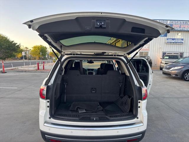 2015 GMC Acadia SLE-2