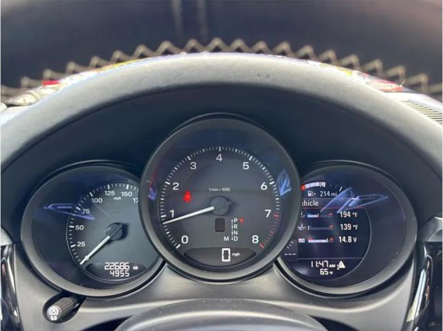 2023 Porsche Macan T