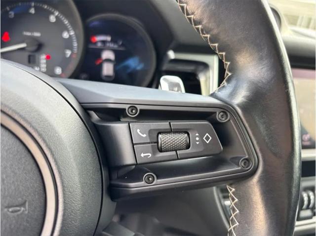 2023 Porsche Macan T