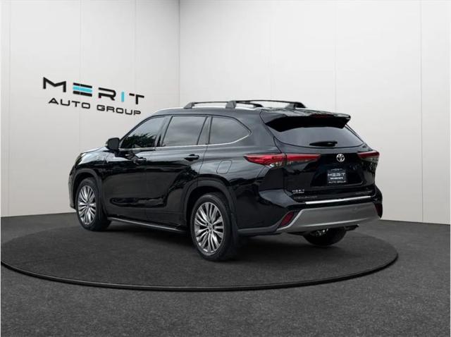 2023 Toyota Highlander Platinum