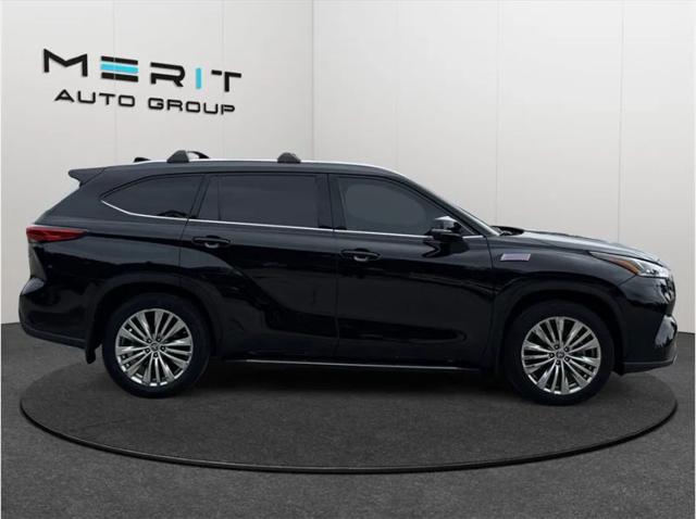 2023 Toyota Highlander Platinum