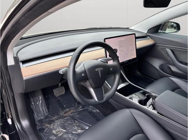 2018 Tesla Model 3 Mid Range