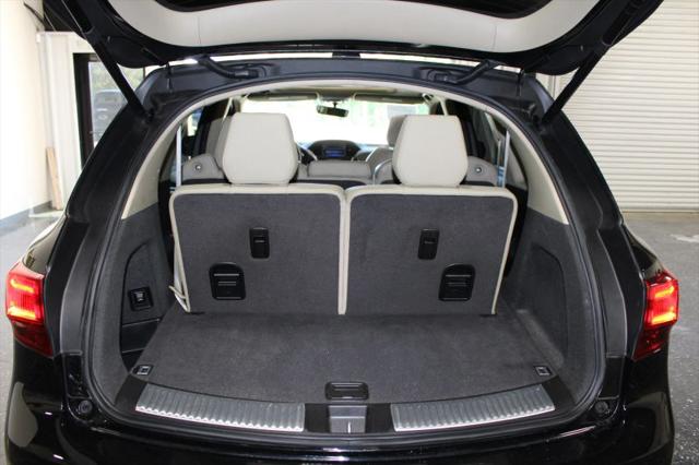 2016 Acura MDX Base