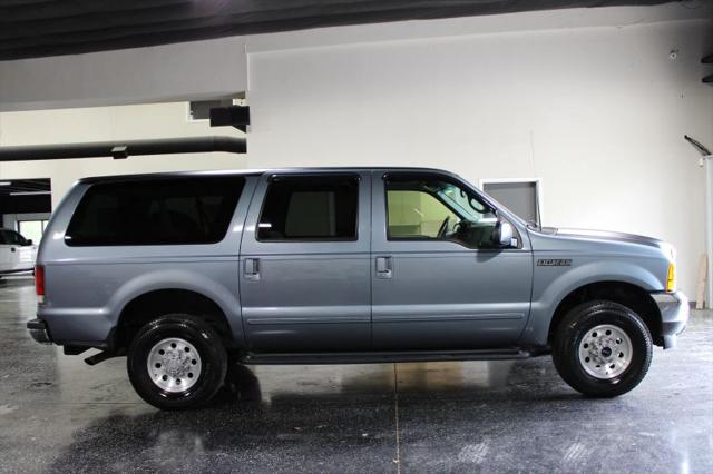 2000 Ford Excursion XLT