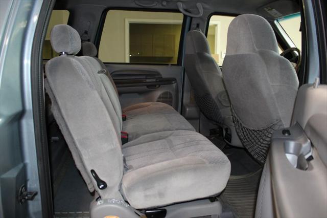 2000 Ford Excursion XLT