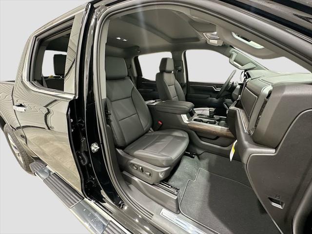 2026 GMC Sierra 1500 Crew Cab, Short Bed, SLT, RWD