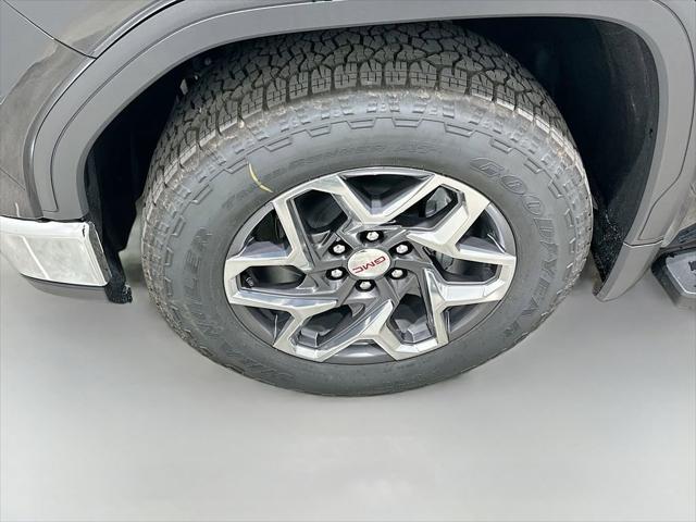 2026 GMC Sierra 1500 Crew Cab, Short Bed, SLT, RWD
