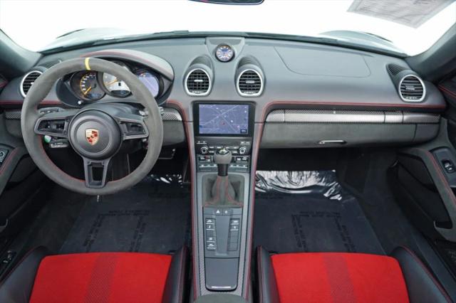 2024 Porsche 718 Spyder RS