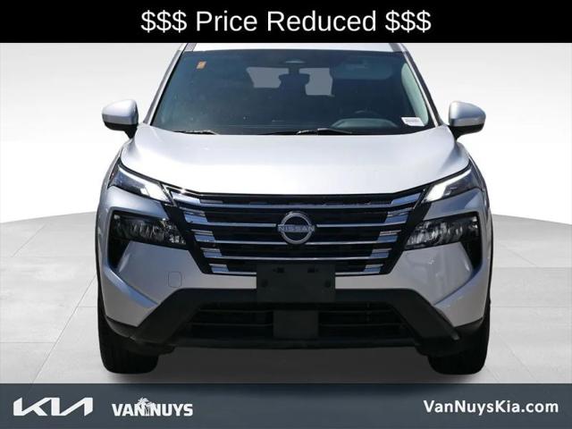 2024 Nissan Rogue SV FWD