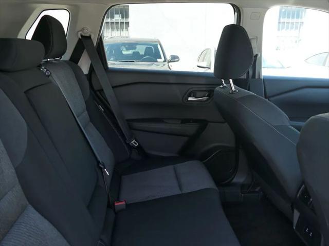 2024 Nissan Rogue SV FWD