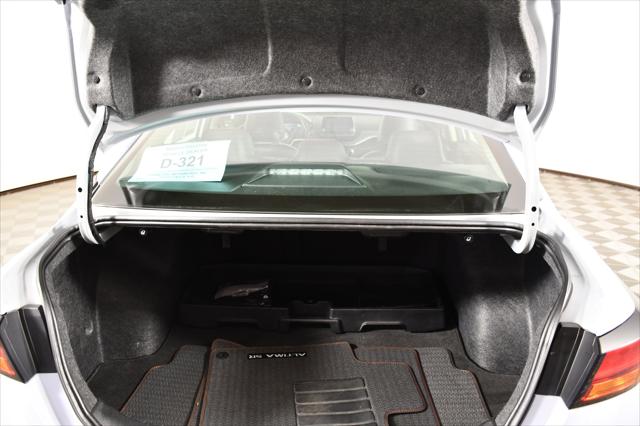 2024 Nissan Altima SR FWD