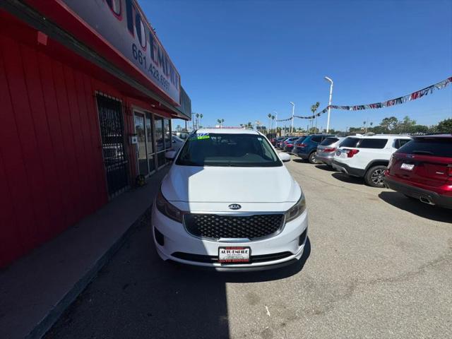 2017 Kia Sedona LX
