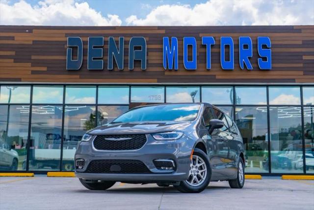 2023 Chrysler Pacifica Touring L for sale in Conyers, GA