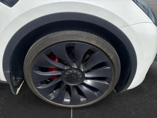 2024 Tesla Model Y Performance Dual Motor All-Wheel Drive