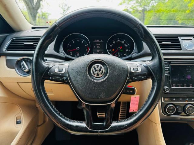2017 Volkswagen Passat 1.8T R-Line