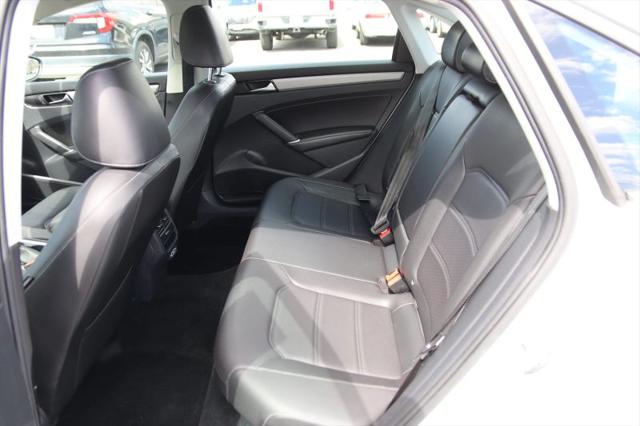 2020 Volkswagen Passat 2.0T SE