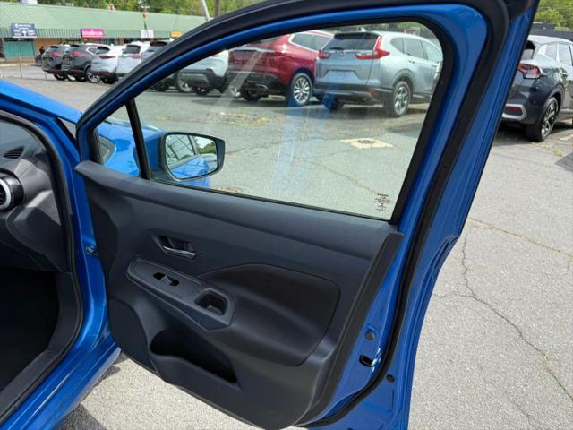 2021 Nissan Versa SV Xtronic CVT