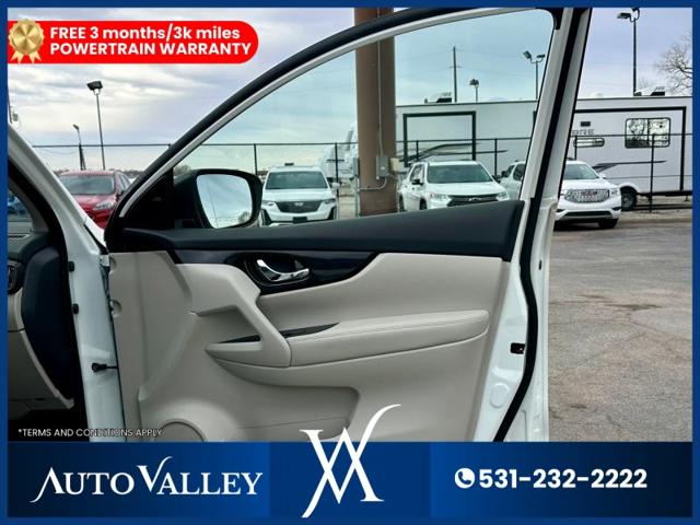 2022 Nissan Rogue Sport SL AWD Xtronic CVT