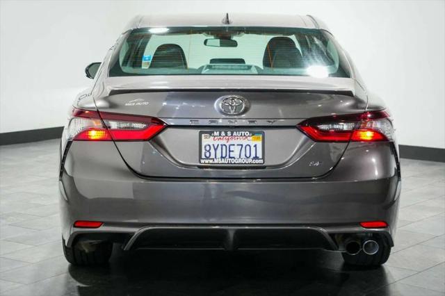 2021 Toyota Camry SE