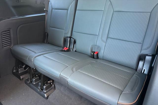 2026 GMC Yukon XL 4WD AT4