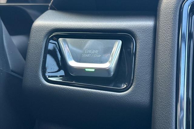 2026 GMC Yukon XL 4WD AT4